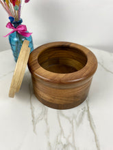 Load image into Gallery viewer, Wooden Biscuit Bowl with Lid
